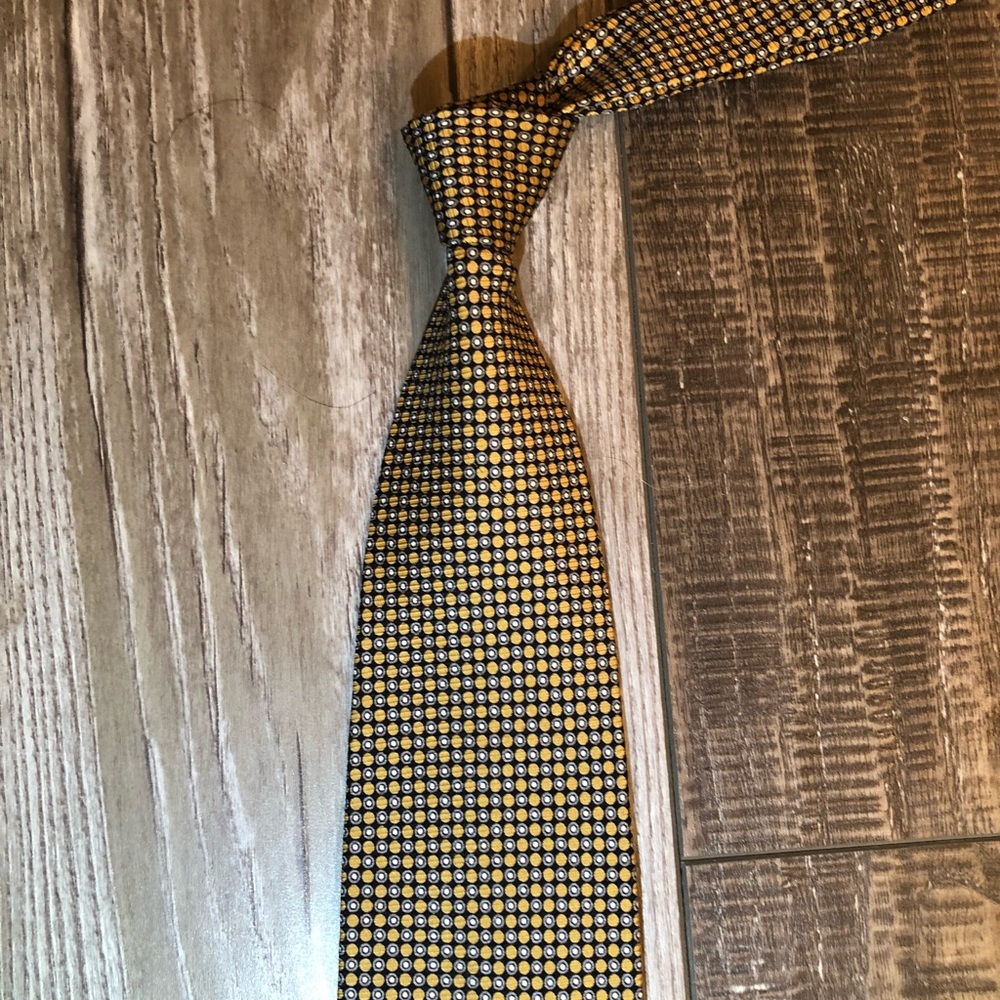Silk tie